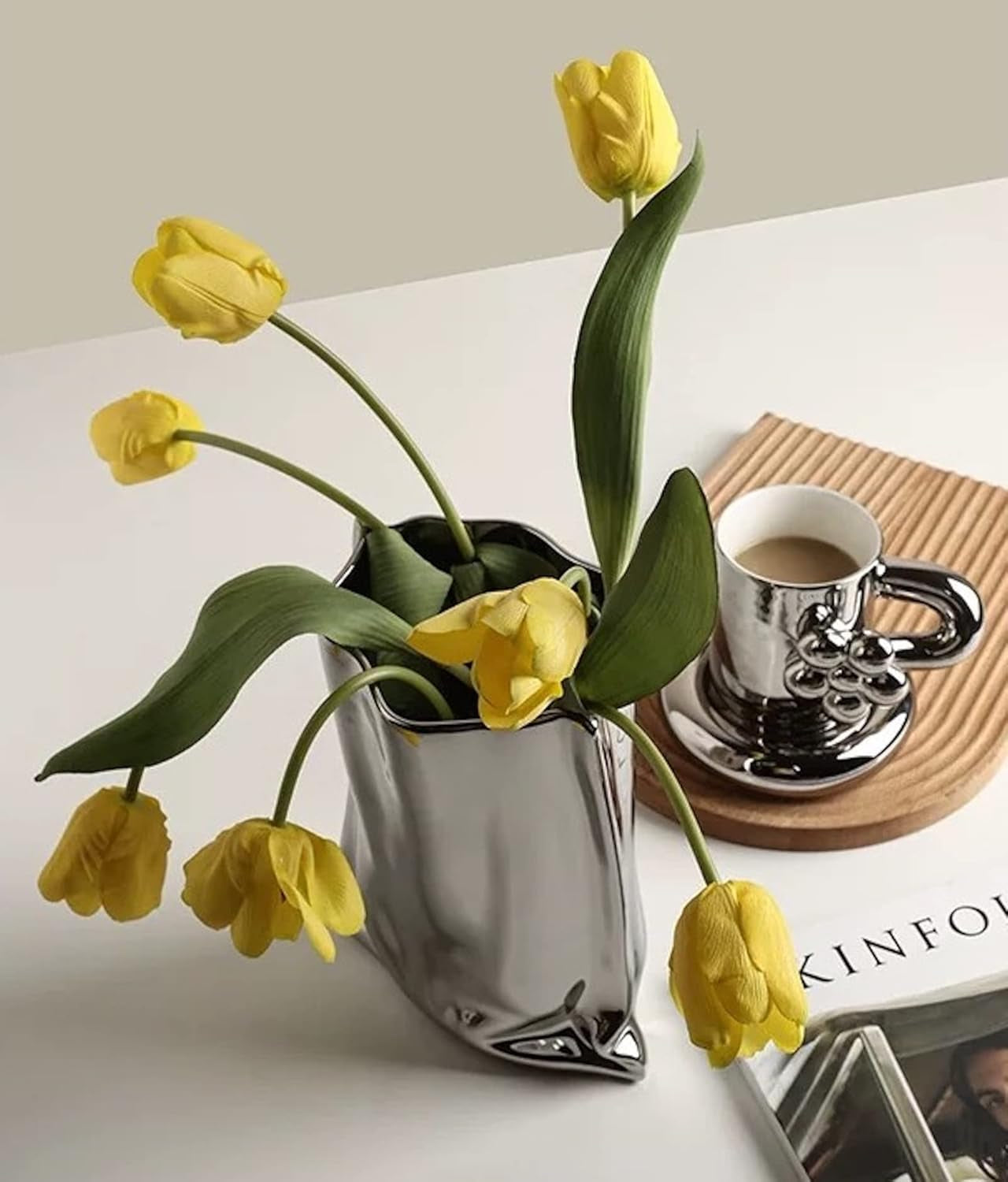Modern Rizz Vase